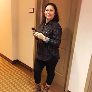 Meet your Posher, Alma